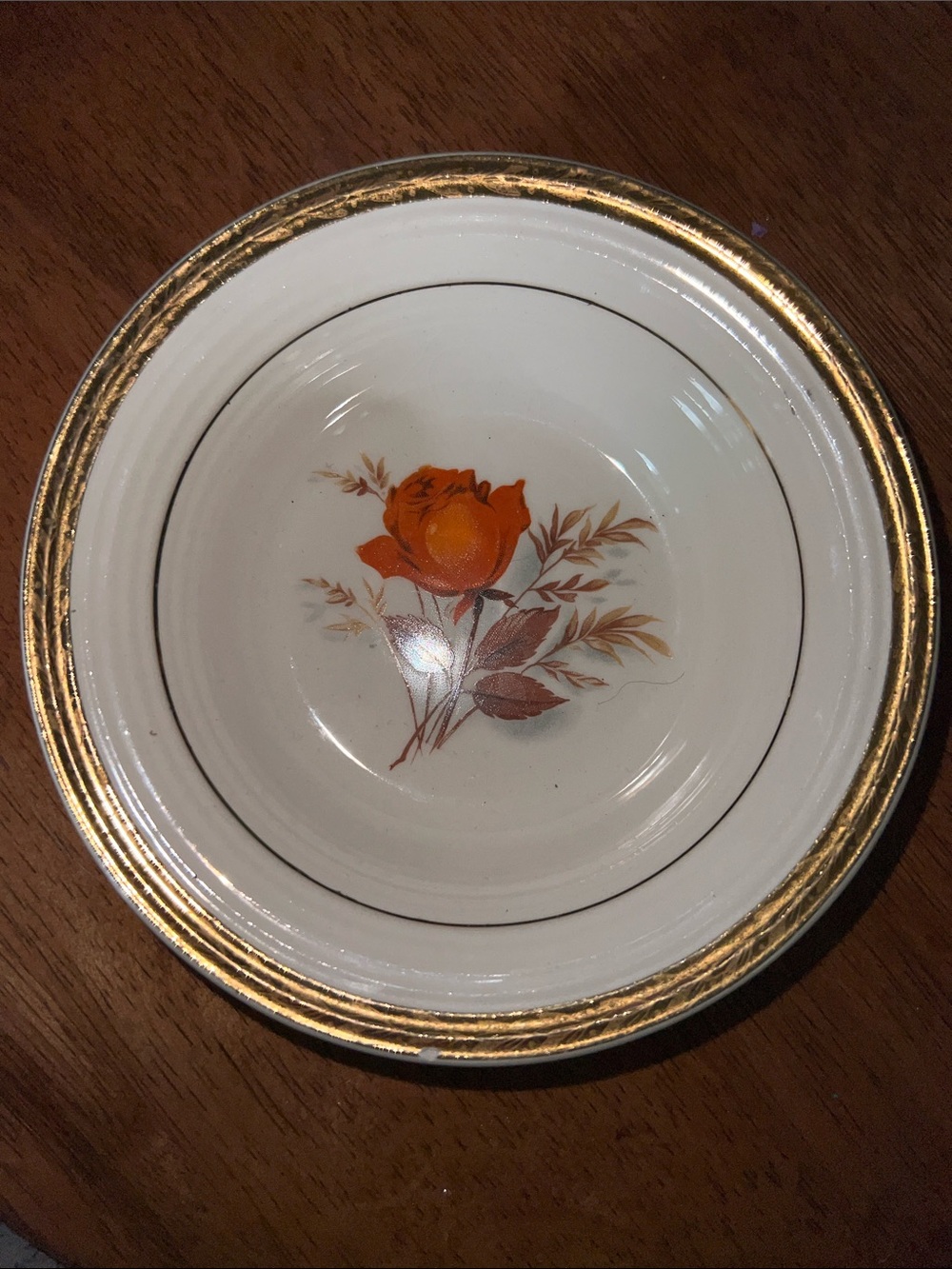 vintage American Limoges Vermillion Rose bowl featuring a 22k gold rim - Picture 3 of 7